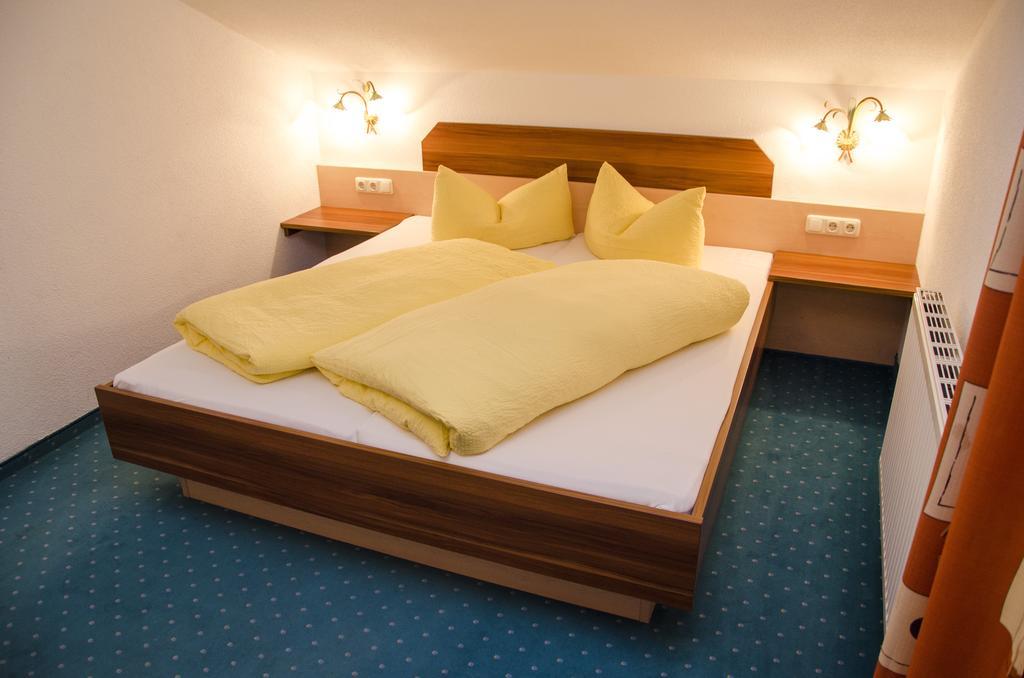 Pezza Lischa Apartment คัพเพิล ห้อง รูปภาพ